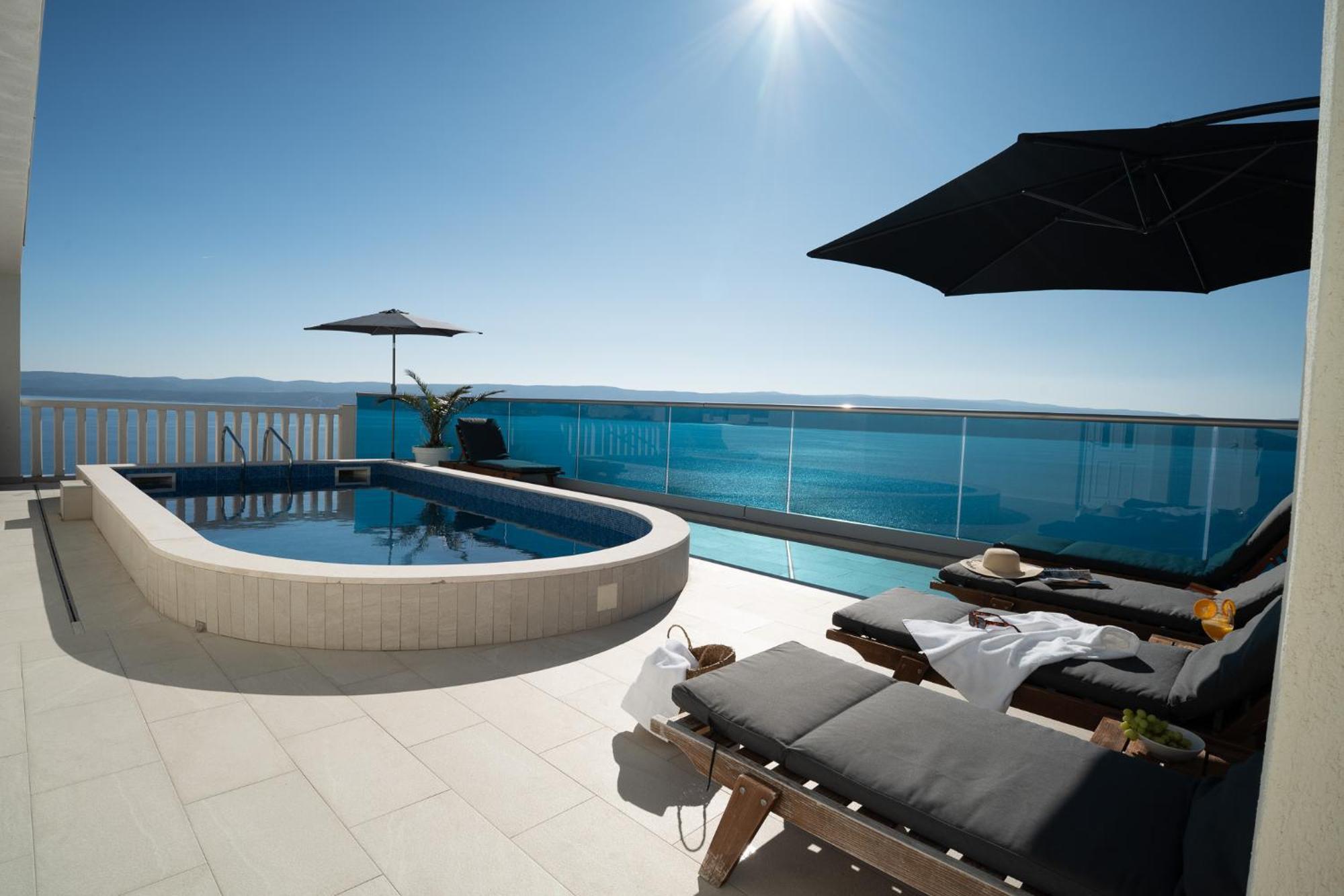 Sunny Hill Apartments With Rooftop Pool Celina Exteriör bild