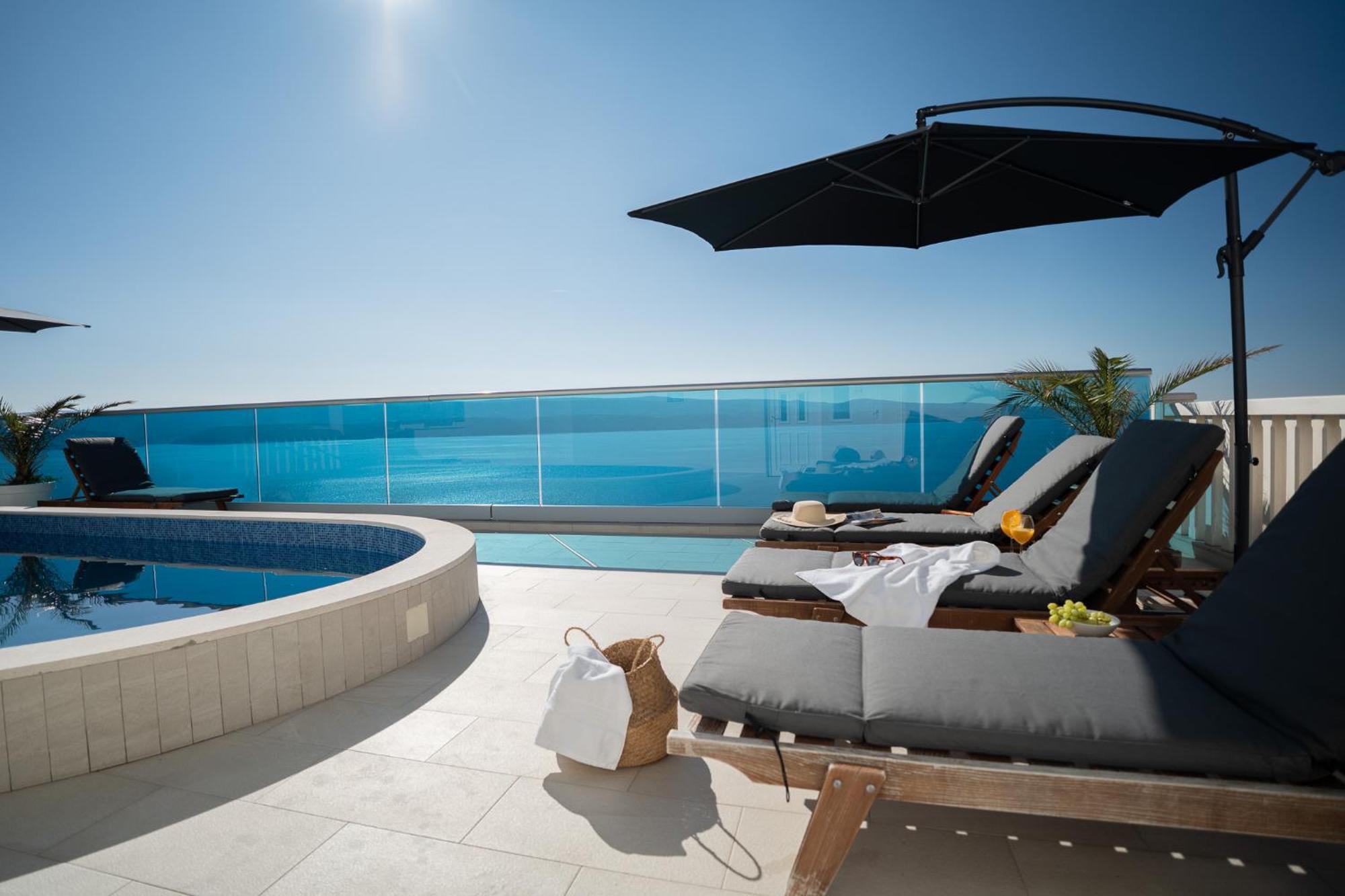 Sunny Hill Apartments With Rooftop Pool Celina Exteriör bild