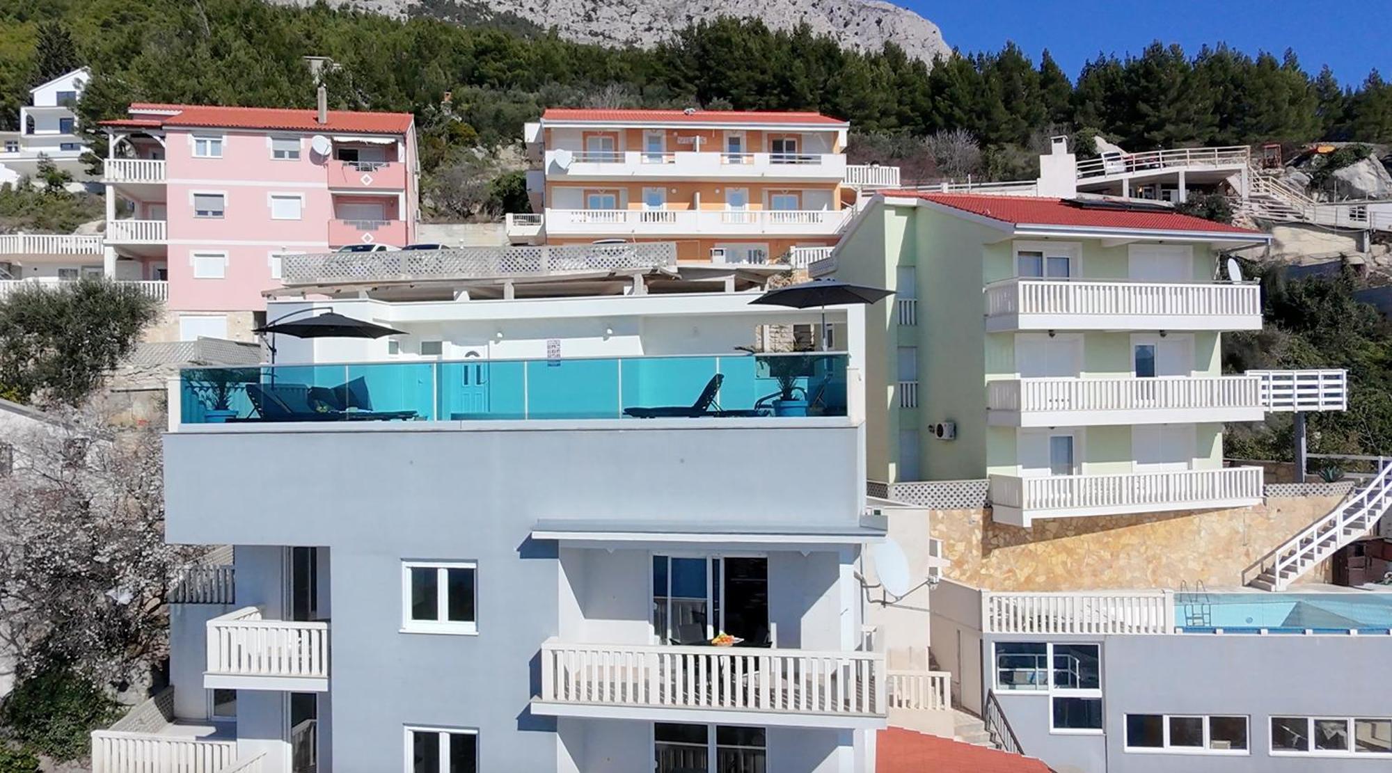 Sunny Hill Apartments With Rooftop Pool Celina Exteriör bild